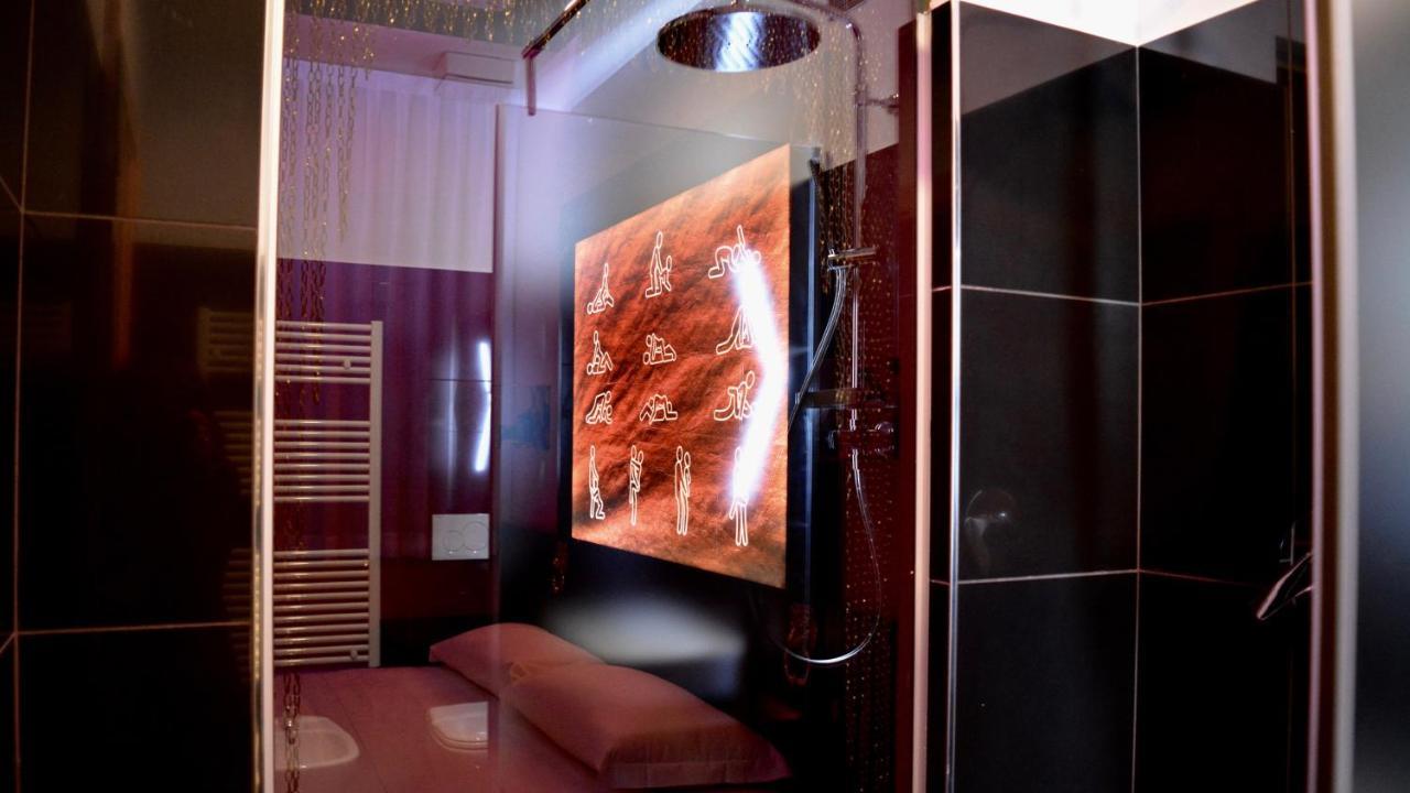 C Rooms - Love Motel Monza Cinisello Balsamo Luaran gambar